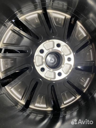 Оригинальные колеса на Volkswagen Touareg 3 R19