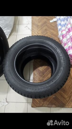 Nokian Tyres Hakkapeliitta 8 SUV 225/60 R17