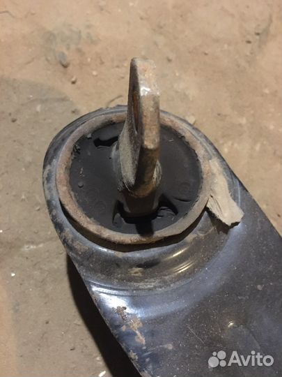 Рычаг продольный задний левый Ford Focus 1