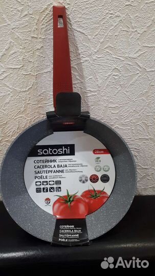 Сковорода 28 см новая