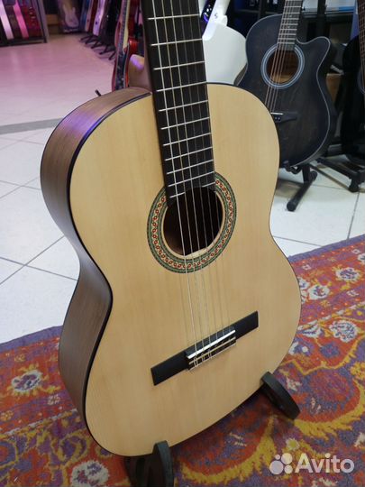 Гитара Yamaha C40 новая