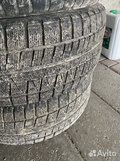 Bridgestone Blizzak Ice 205/55 R16
