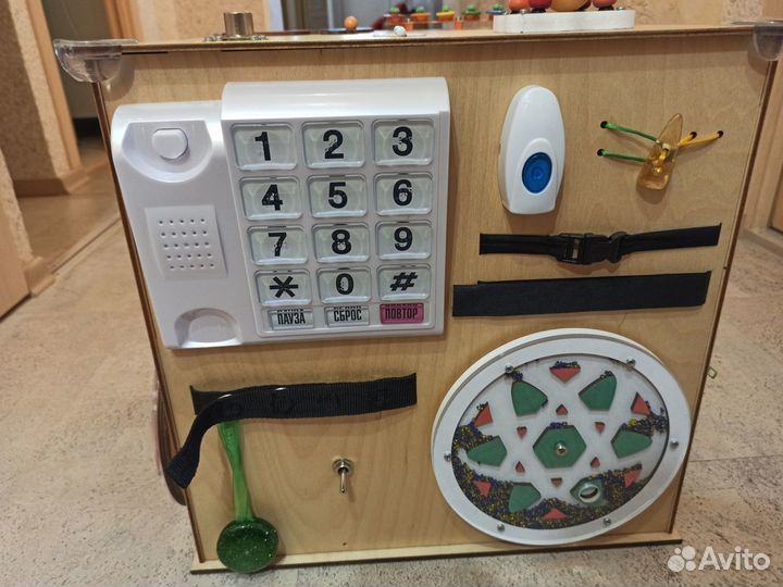 Детская развивающая игрушка Бизикуб 40х40х40