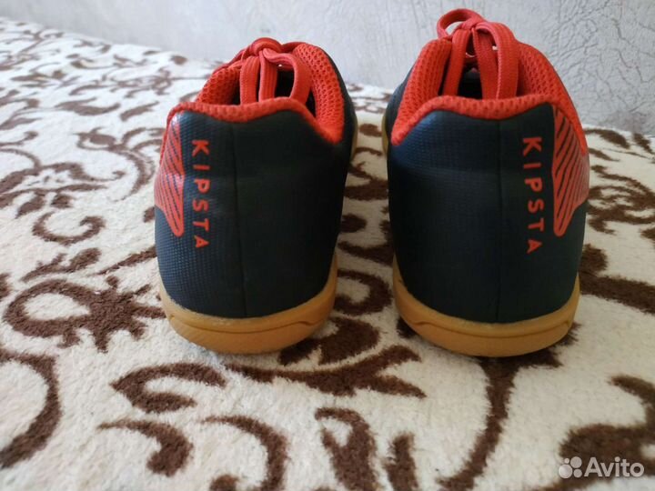 Бутсы футбольные (футзалки)