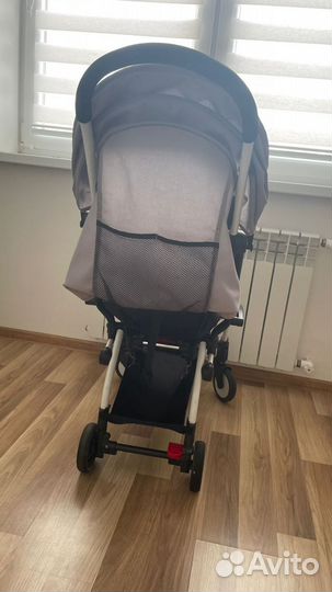 Прогулочная коляска yoya