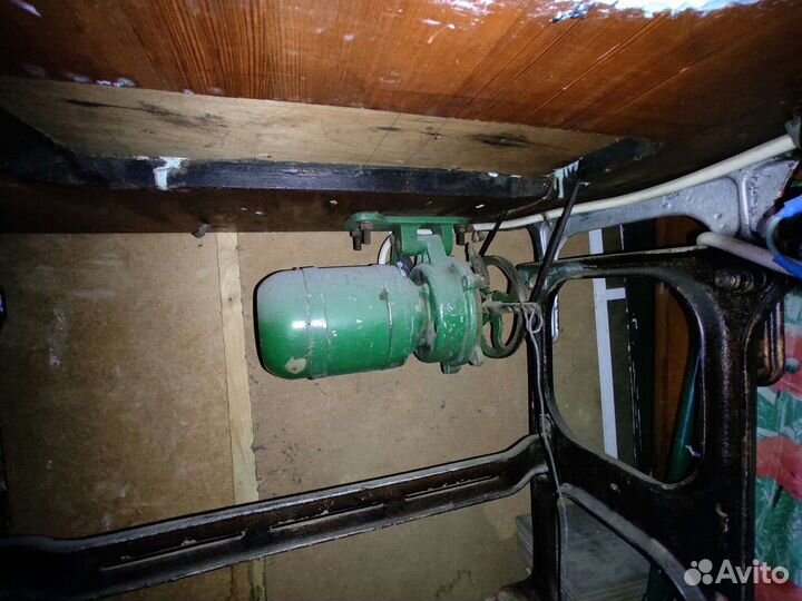 Оверлок швейная машина 51класс