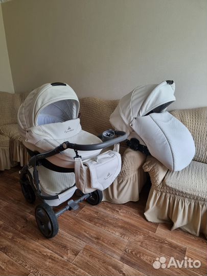 Коляска 2 в 1 эко кожа белая