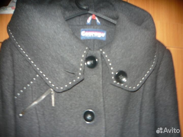 Предлагаю женское полупальто