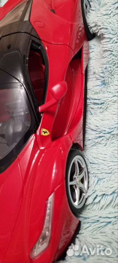 Машинка ferrari на радио управлении