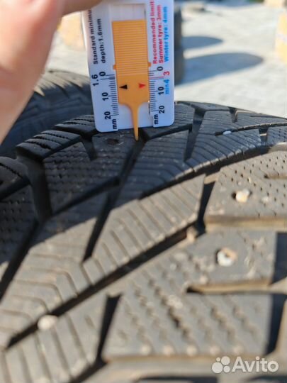 Gislaved NordFrost 100 235/55 R17 103T