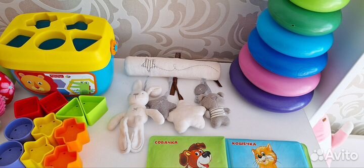 Развивающие игрушки сортер fisherprice, пирамида