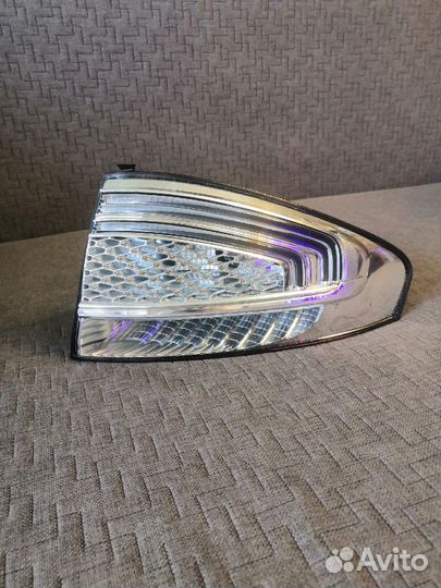 Фонарь задний правый внешний Форд Мондео 4