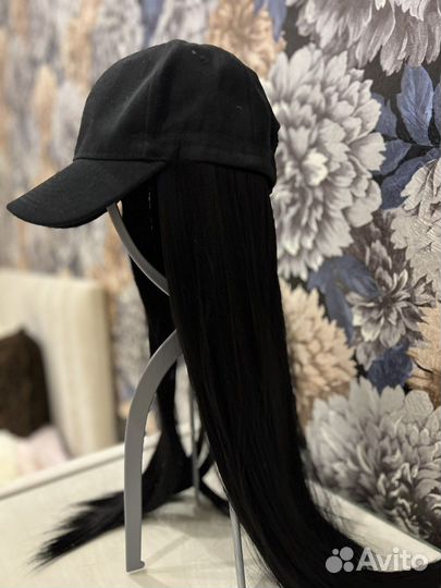 Кепка с волосами