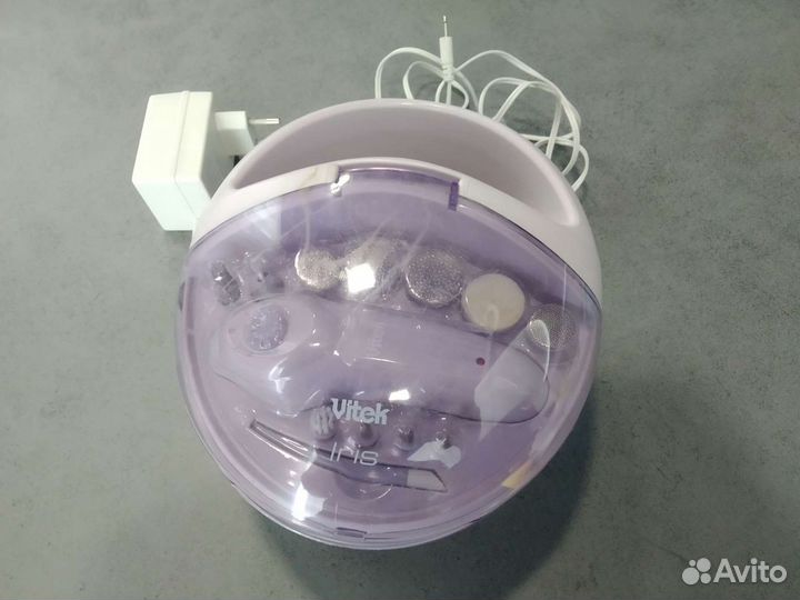 Маникюрный набор Vitek