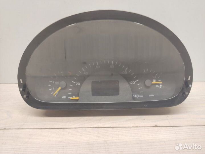 Щиток приборов Mercedes Vito W639 ом646 2005