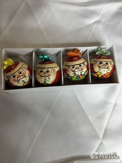 Елочные игрушки