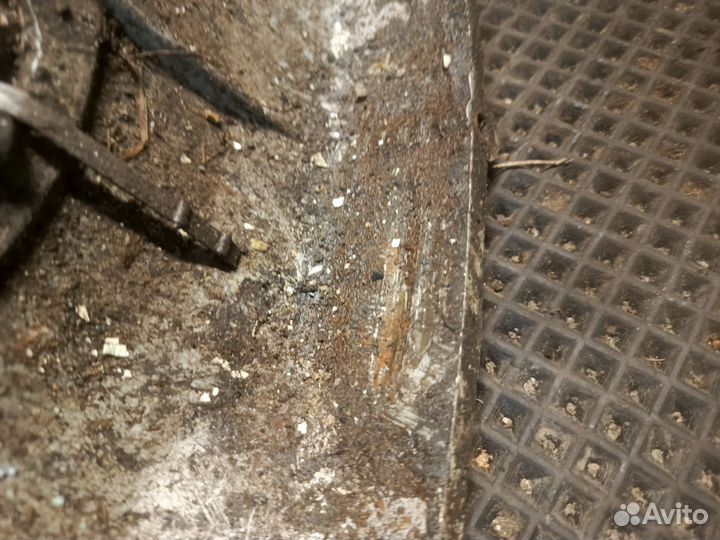 Левая крышка двигателя на мотоцикл иж юпитер 1 2 3