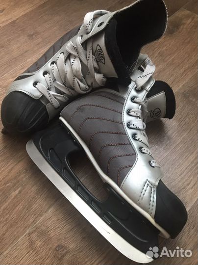 Коньки хоккейные 41 размер