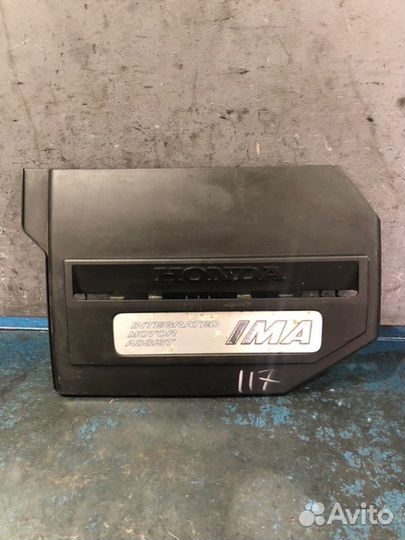 Декоративная крышка двигателя Honda Civic 8 4D FD
