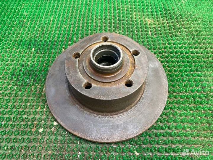 Диск тормозной задний Audi A4 B5 ADR 1996