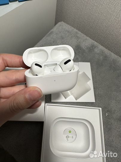 Наушники Airpods pro с шумоподавлением