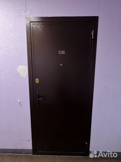 Металлическая дверь бу