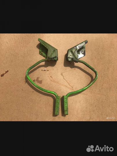 Петли капота Ford Transit до 2000года