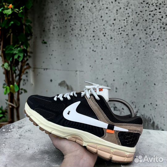 Nike zoom vomero 5