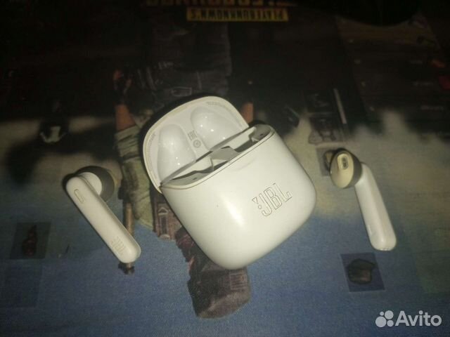 Наушники JBL