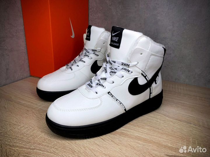 Кроссовки Nike Air Force 1 mid