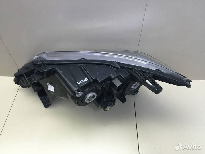 Фара правая Nissan Pathfinder