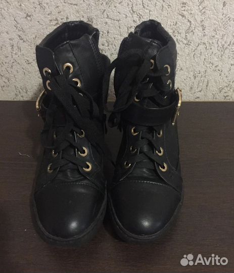Ботинки женские