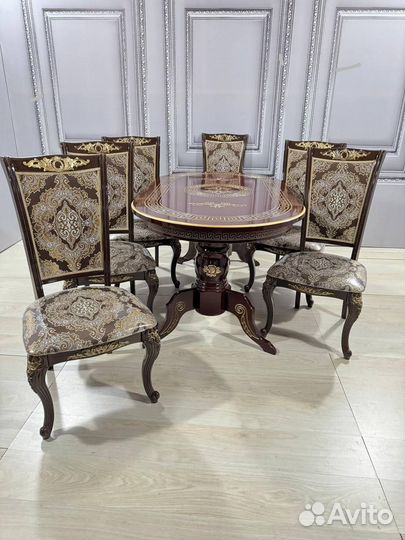 Стол и стулья Новые