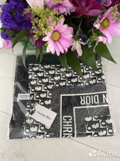 Платок christian dior