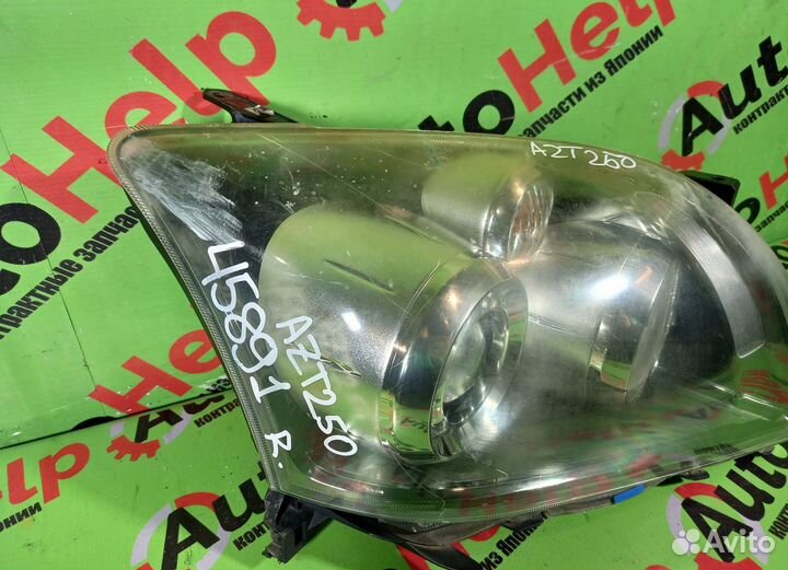 Фара toyota avensis AZT250 35106 передняя правая