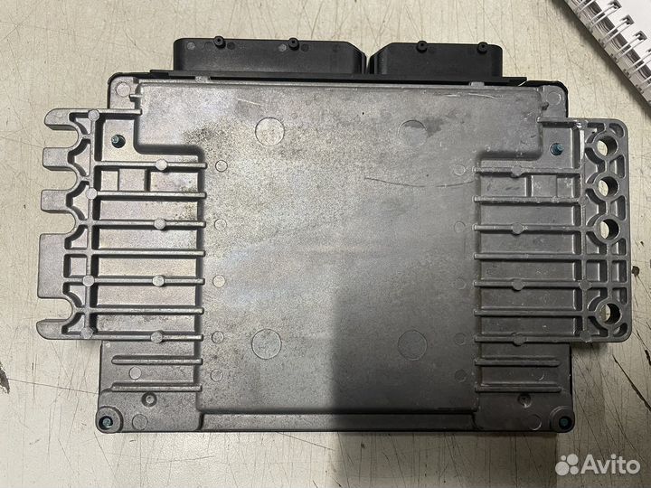 Блок управления двигателем Nissan Primera P12E