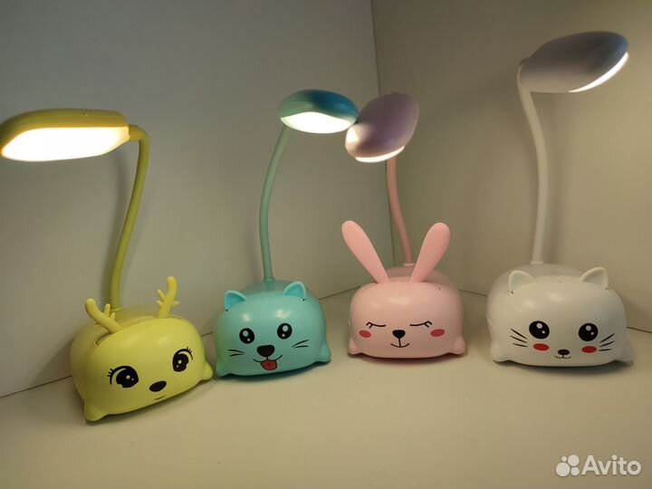 Лампа настольная с кабелем USB