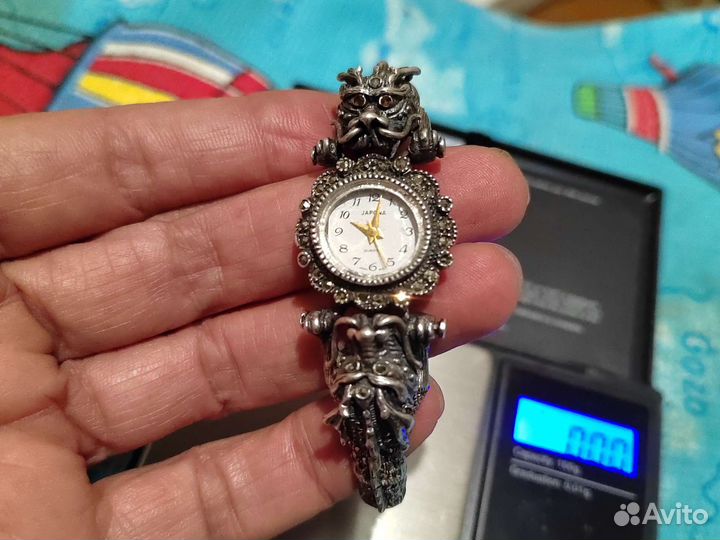 Часы серебро