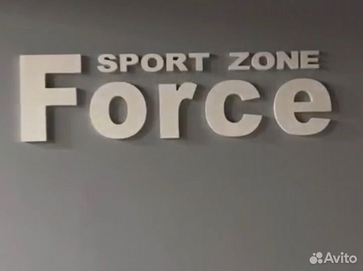 Администратор фитнес мужского клуба