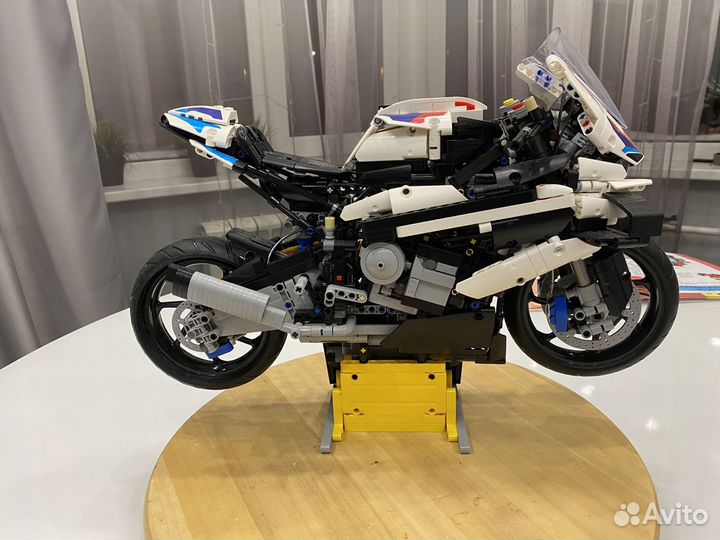 Лего мотоцикл BMW M 1000 RR lego