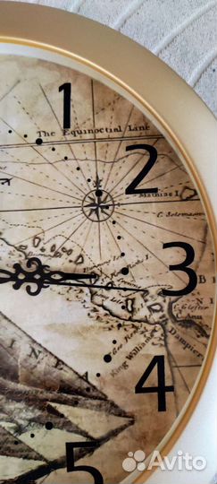 Часы настенные