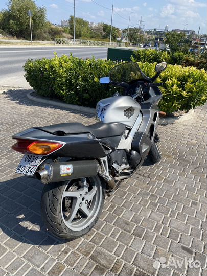 Honda VFR800FI