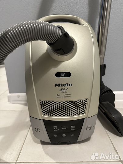 Пылесос Miele S6730