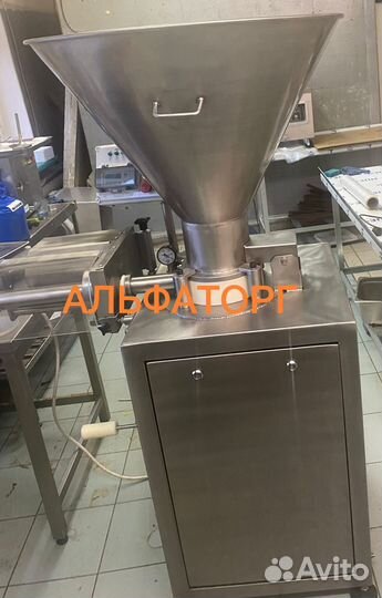 Шприц вакуумный с перекрутчиком