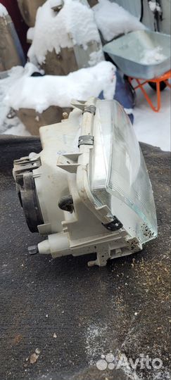 Фара правая opel omega A