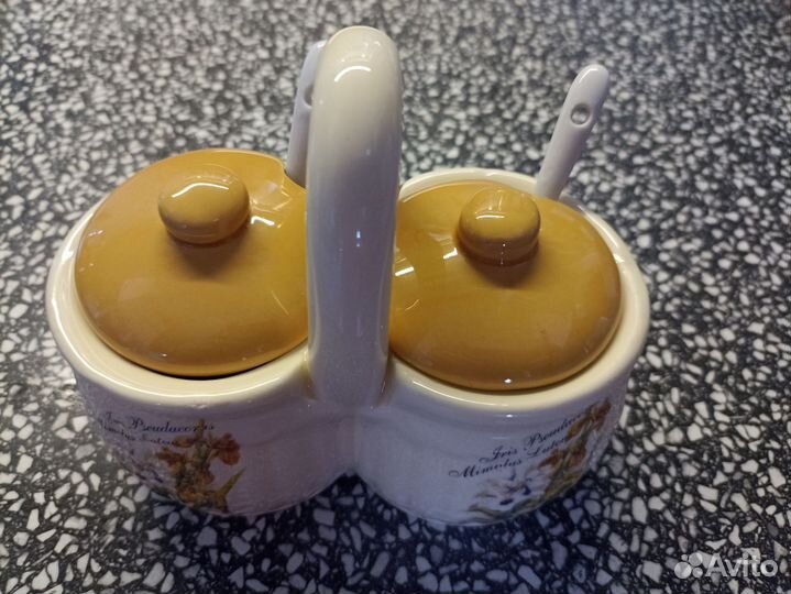 Банка для специй двойная с ложками