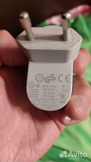 Сетевое зарядное устройство Belkin F8Z222ea
