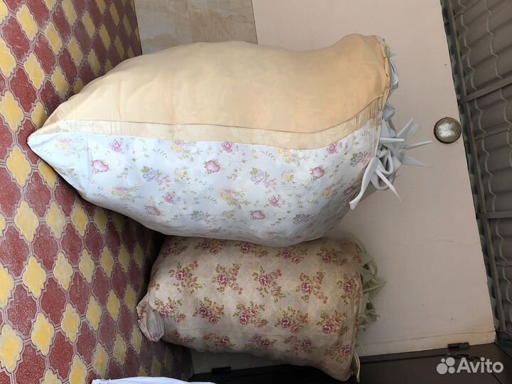 Продаю обрезки паралона есть в мешках 1кг -40