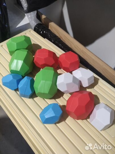 Балансирующие камни - игра