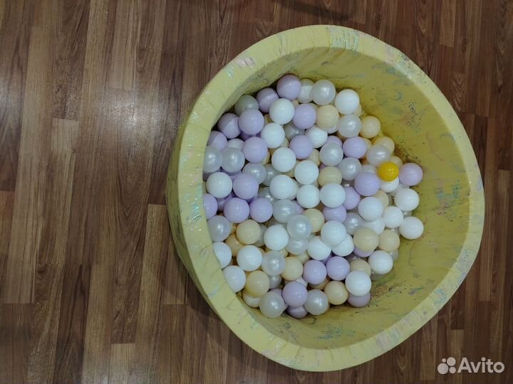 Детский сухой бассейн с шариками